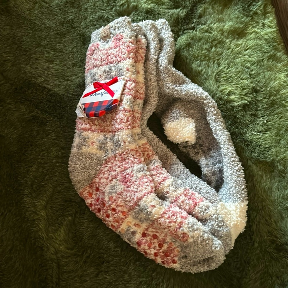 *sfw* Fuzzy christmas sock pair still attached and tagged